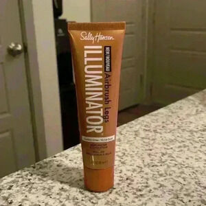 Sally Hansen Highlighter Illuminator Golden Glow